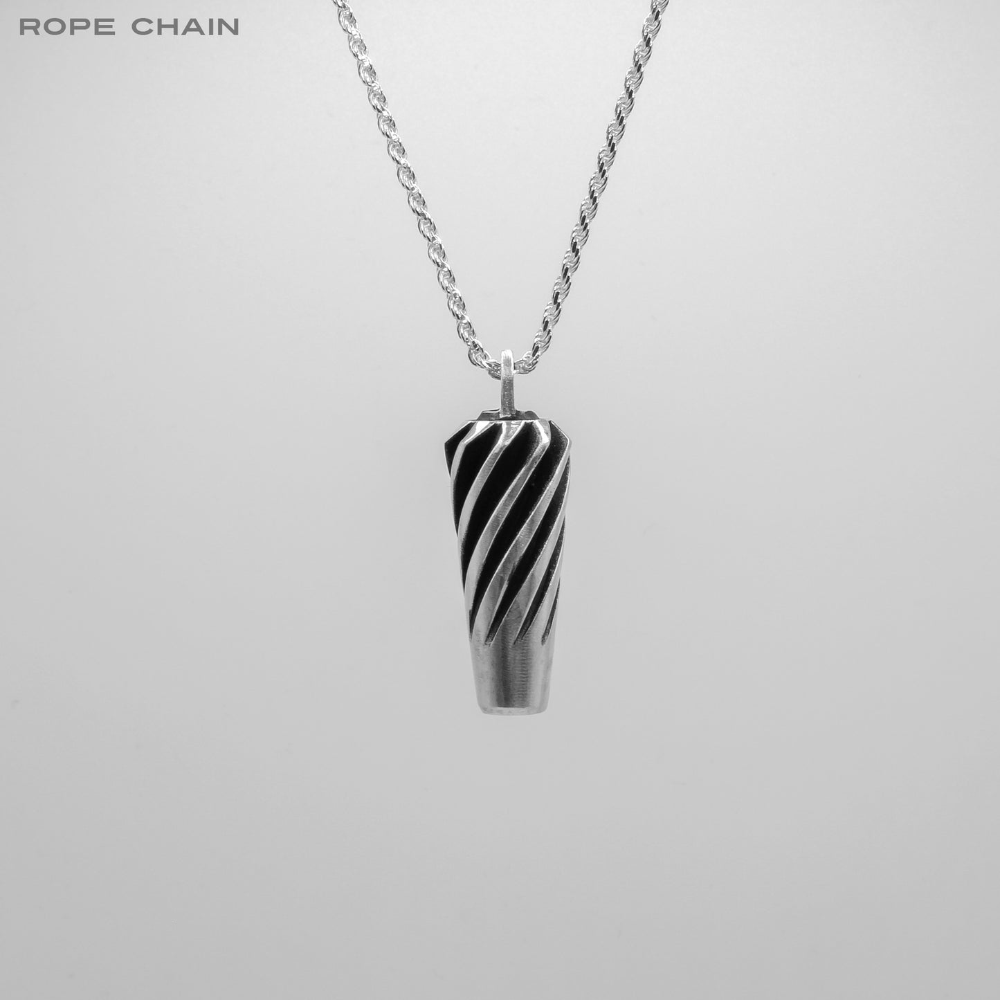 [TWO TONE] TAPERED GEAR PENDANT